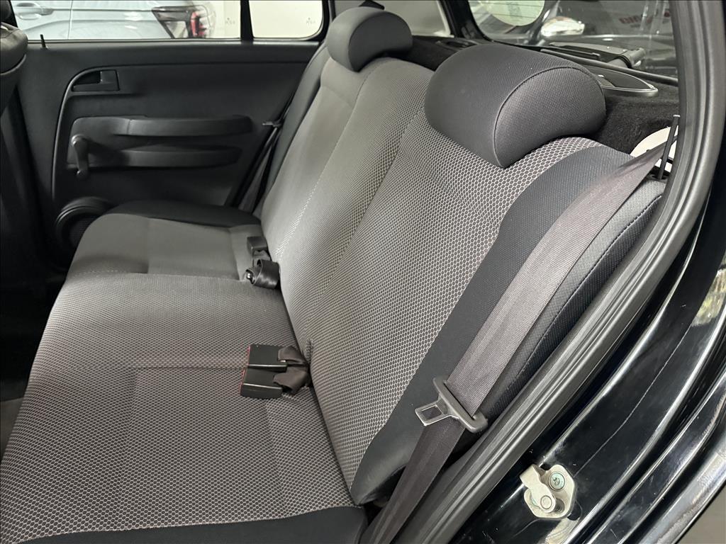 VOLKSWAGEN Fox - Foto