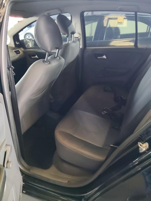 VOLKSWAGEN Fox - Foto