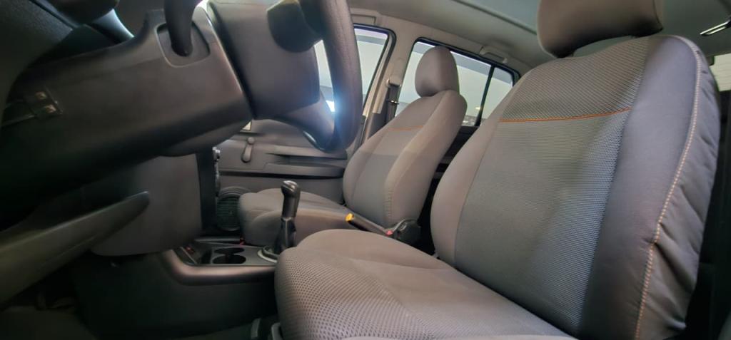 VOLKSWAGEN Fox - Foto