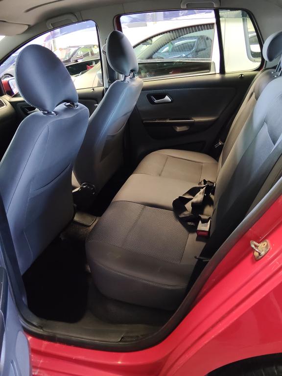 VOLKSWAGEN Fox - Foto