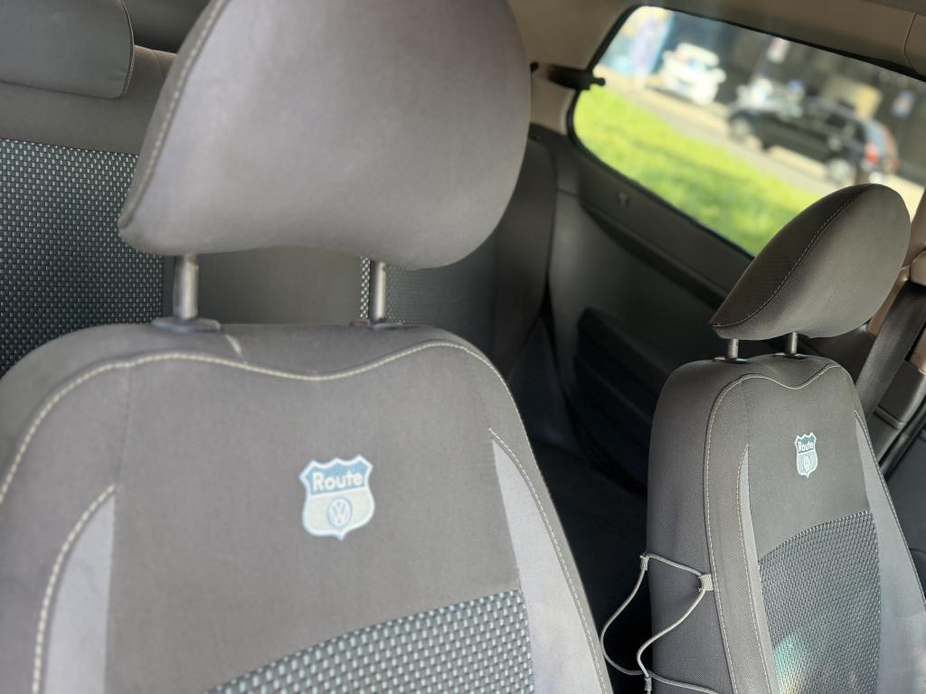 VOLKSWAGEN Fox - Foto