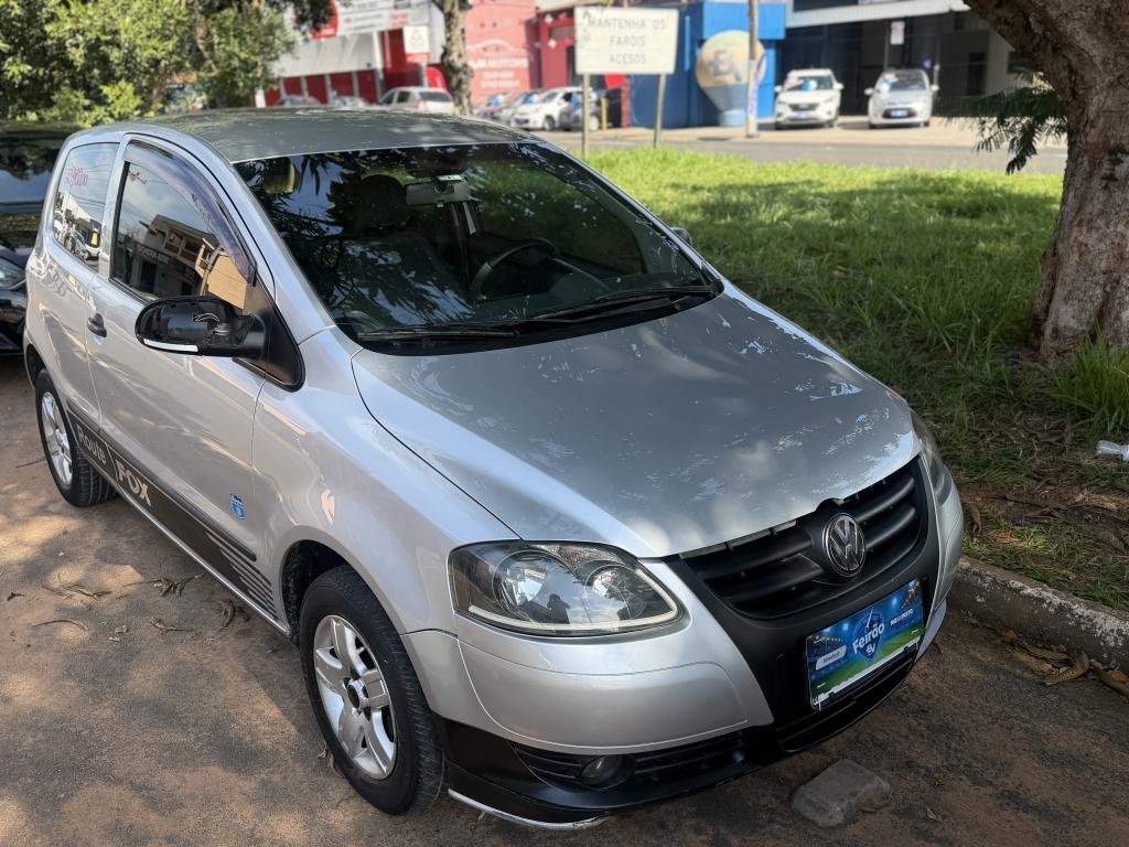 VOLKSWAGEN Fox - Foto