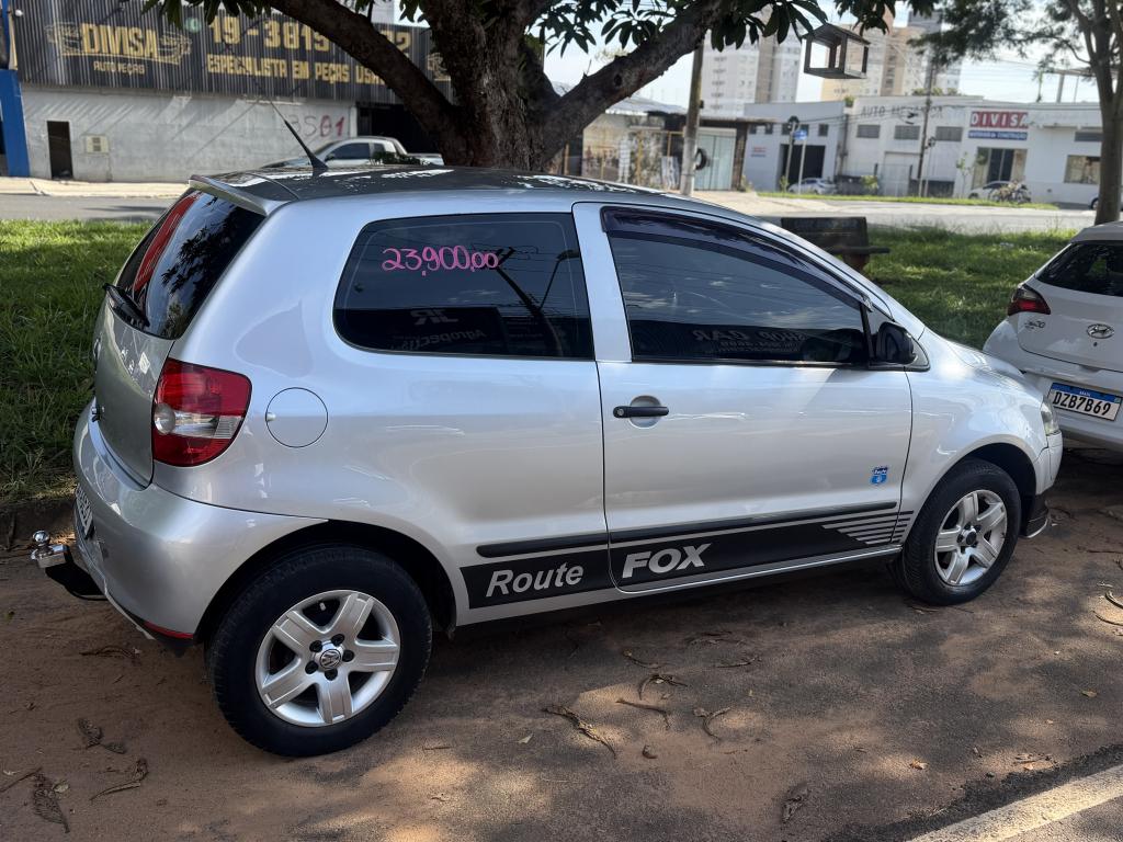 VOLKSWAGEN Fox - Foto