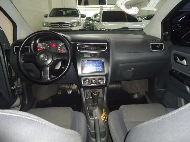 VOLKSWAGEN Fox - Foto