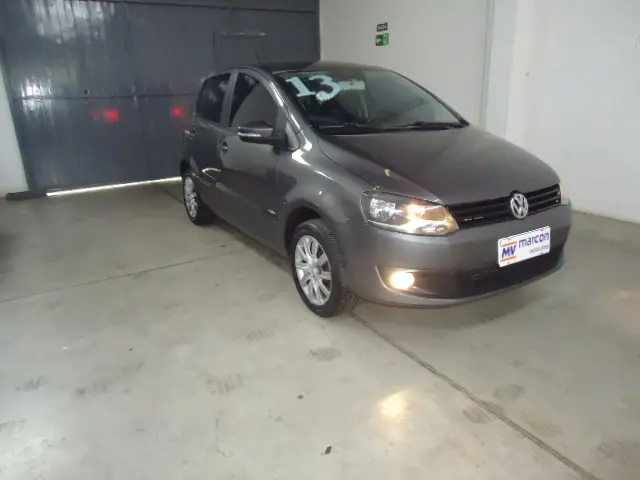 VOLKSWAGEN Fox - Foto