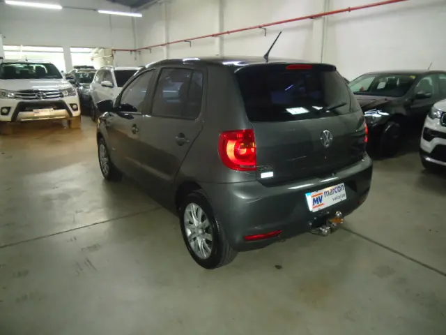 VOLKSWAGEN Fox - Foto