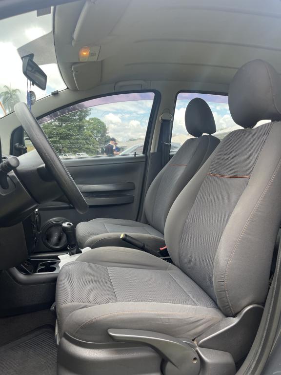 VOLKSWAGEN Fox - Foto