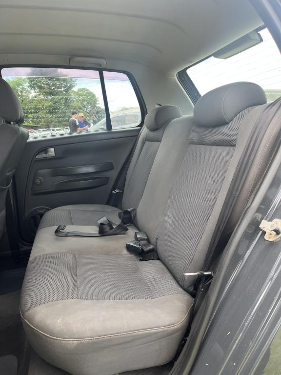 VOLKSWAGEN Fox - Foto