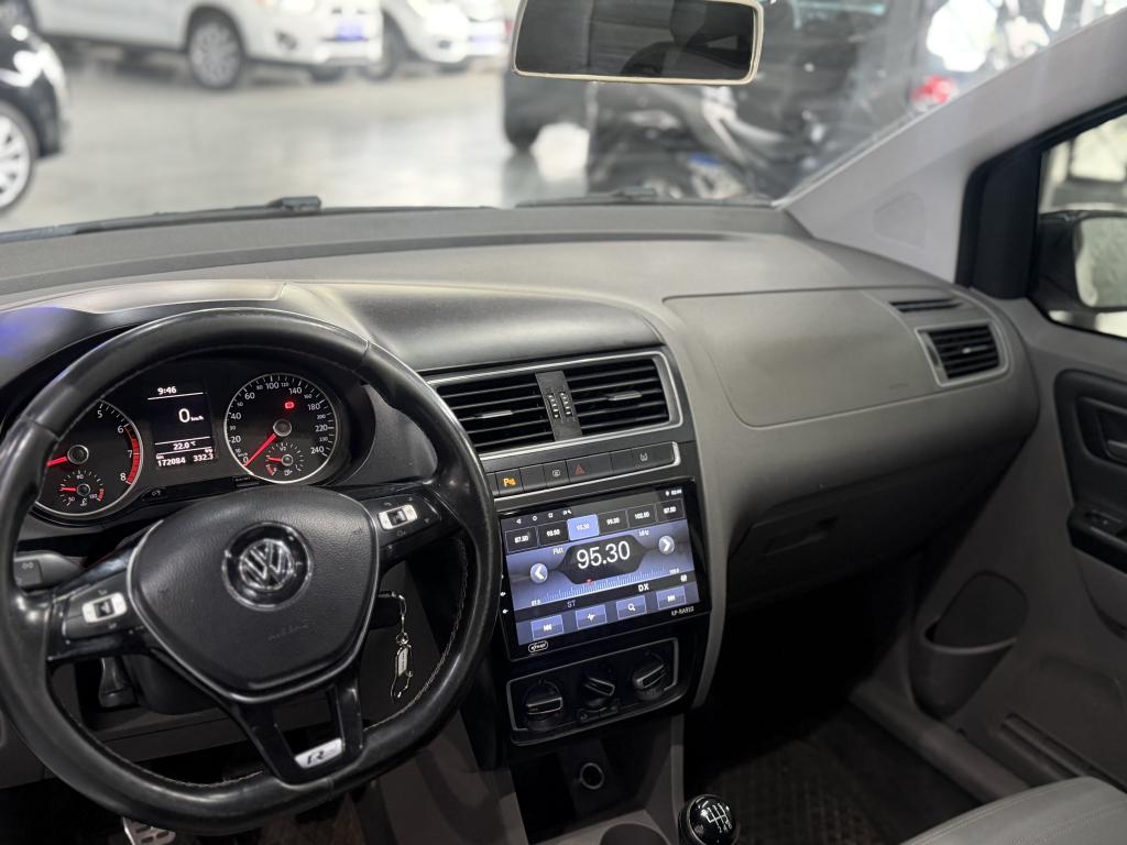 VOLKSWAGEN Fox - Foto