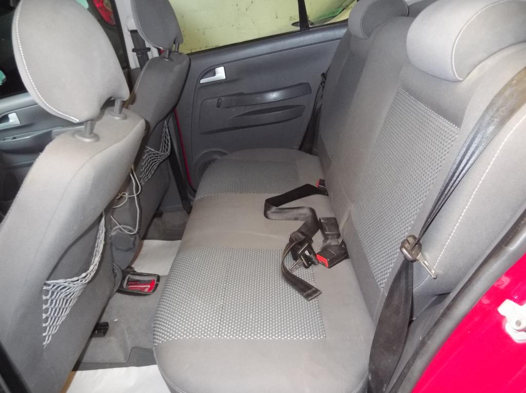 VOLKSWAGEN Fox - Foto