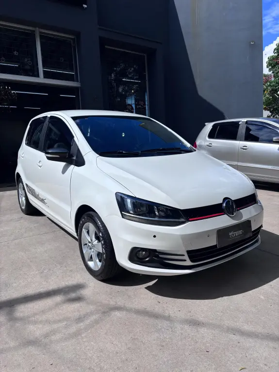 VOLKSWAGEN Fox - Foto