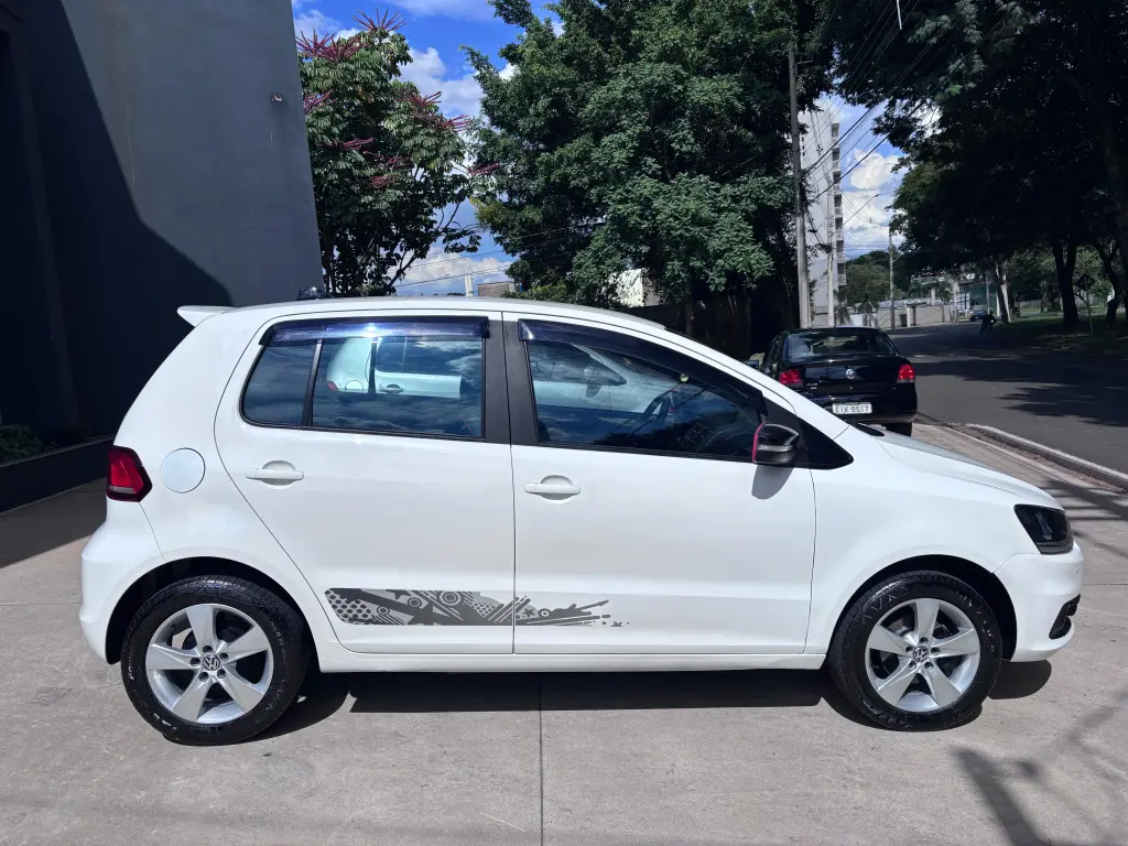 VOLKSWAGEN Fox - Foto