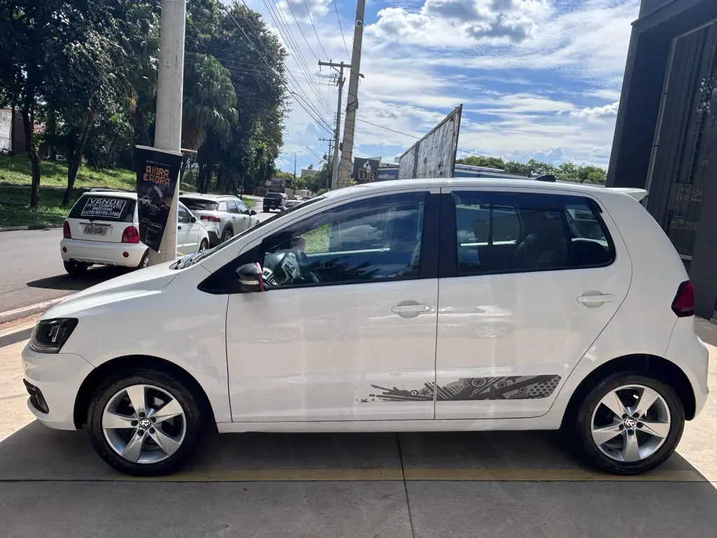 VOLKSWAGEN Fox - Foto