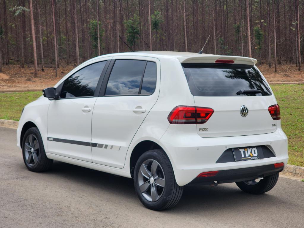 VOLKSWAGEN Fox - Foto