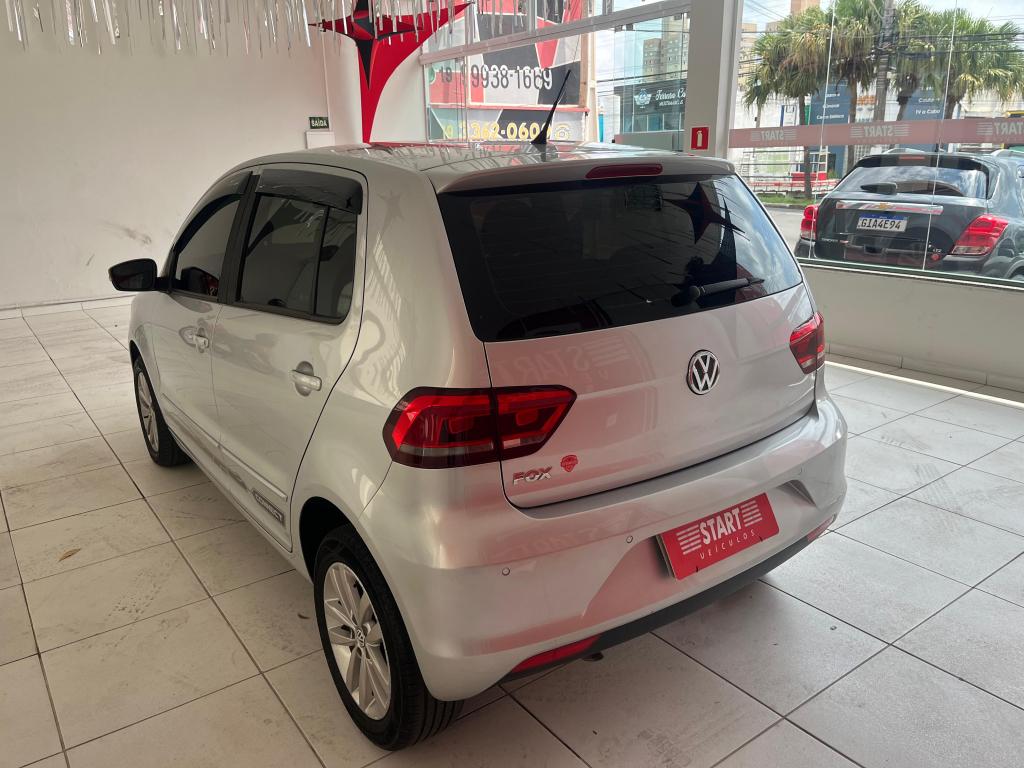 VOLKSWAGEN Fox - Foto