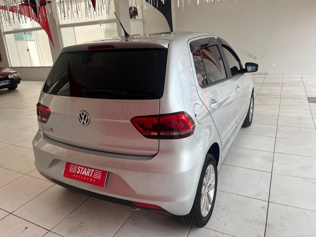 VOLKSWAGEN Fox - Foto