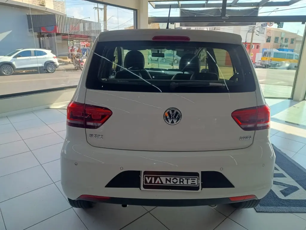 VOLKSWAGEN Fox - Foto