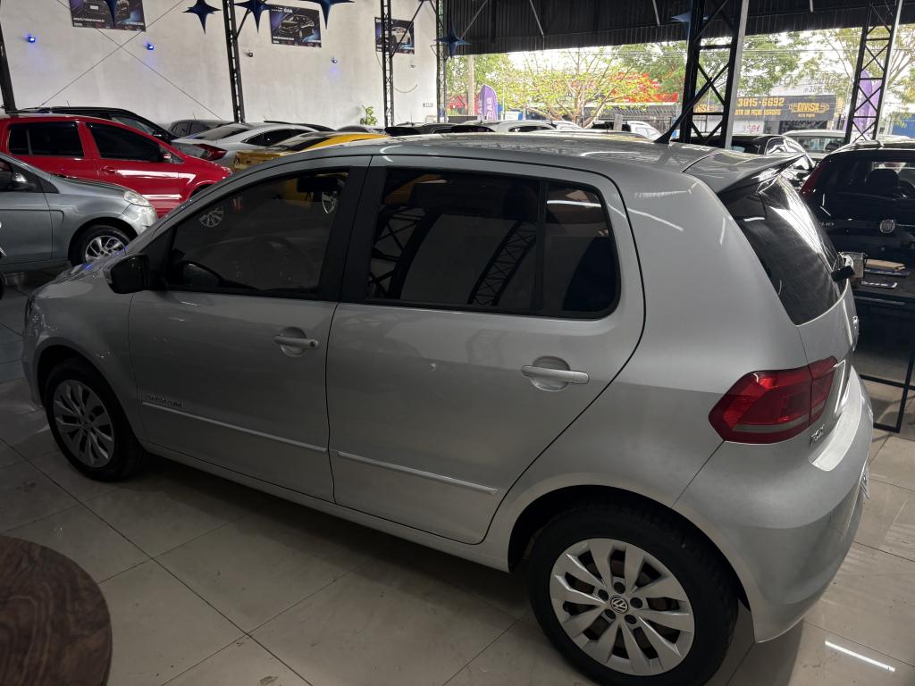 VOLKSWAGEN Fox - Foto