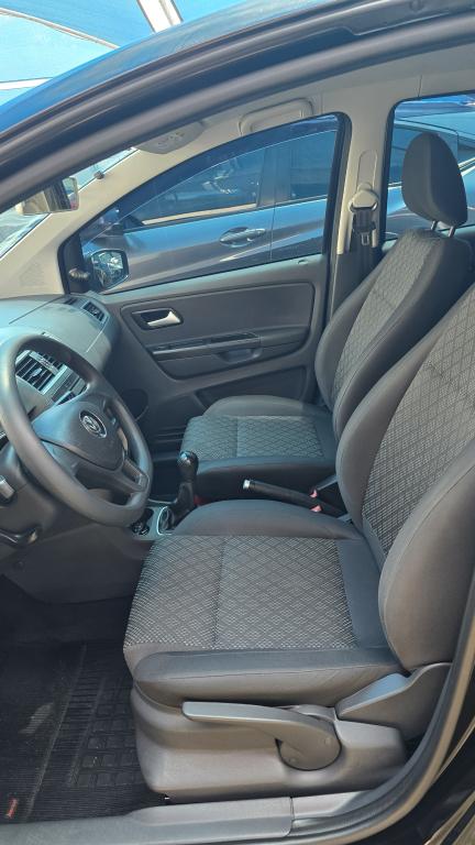 VOLKSWAGEN Fox - Foto