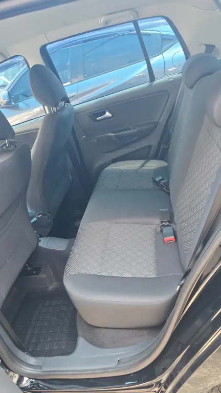 VOLKSWAGEN Fox - Foto