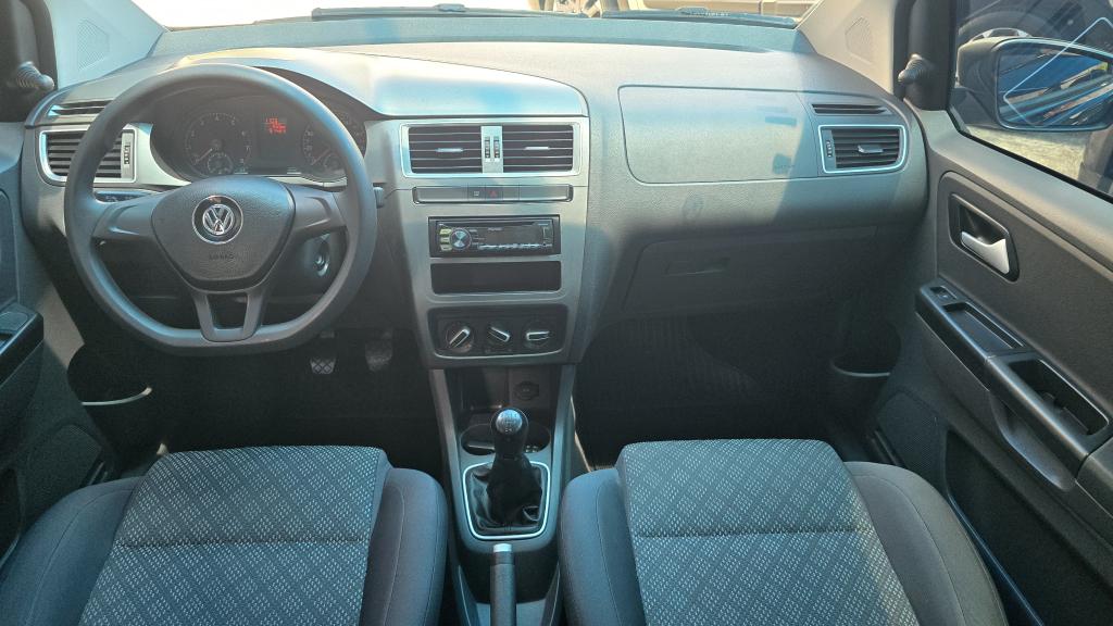 VOLKSWAGEN Fox - Foto