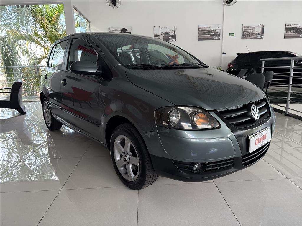VOLKSWAGEN Fox - Foto