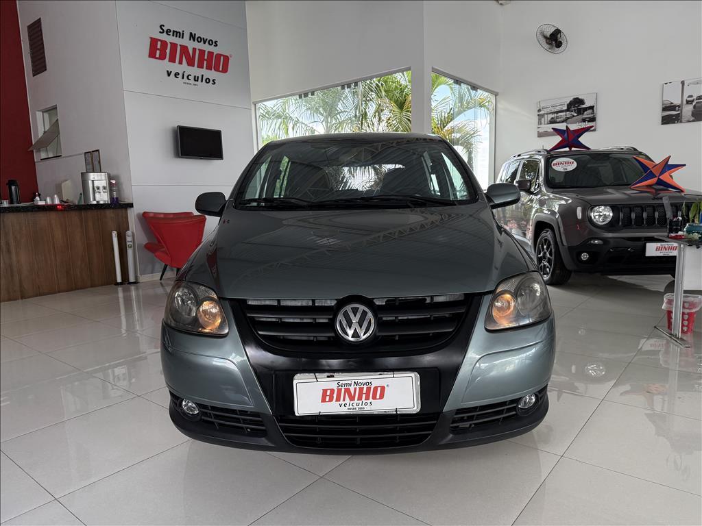 VOLKSWAGEN Fox - Foto