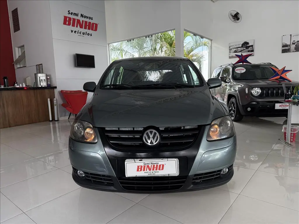VOLKSWAGEN Fox - Foto