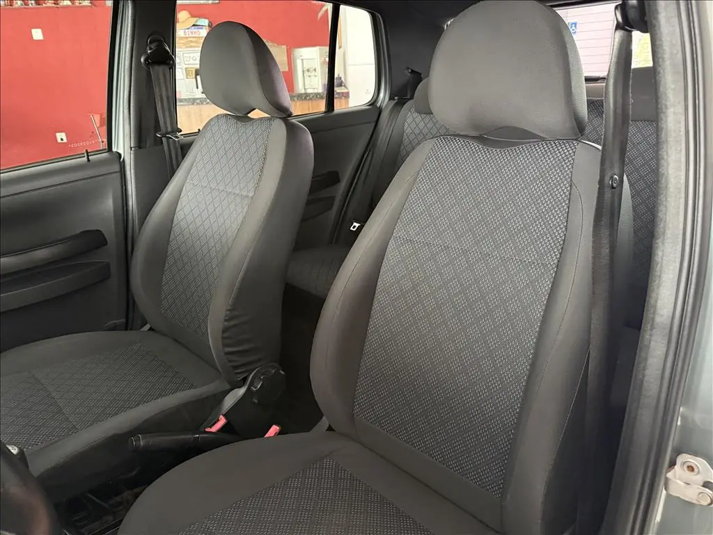 VOLKSWAGEN Fox - Foto