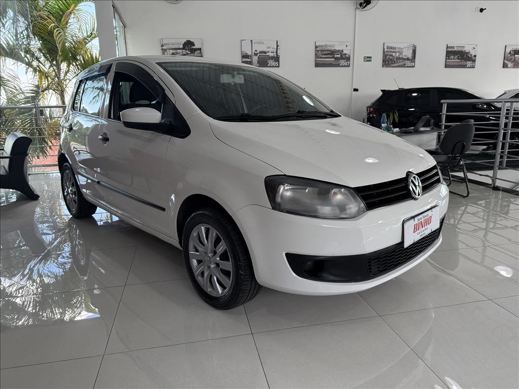 VOLKSWAGEN Fox - Foto