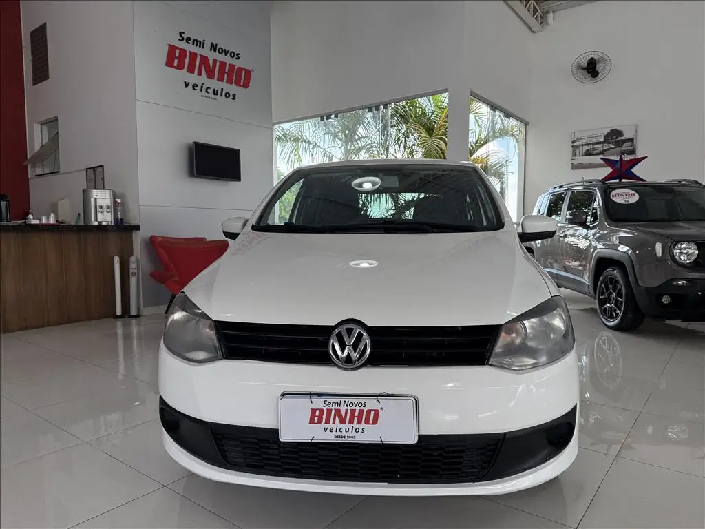 VOLKSWAGEN Fox - Foto