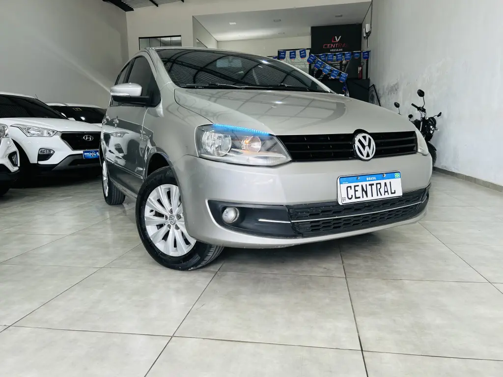VOLKSWAGEN Fox