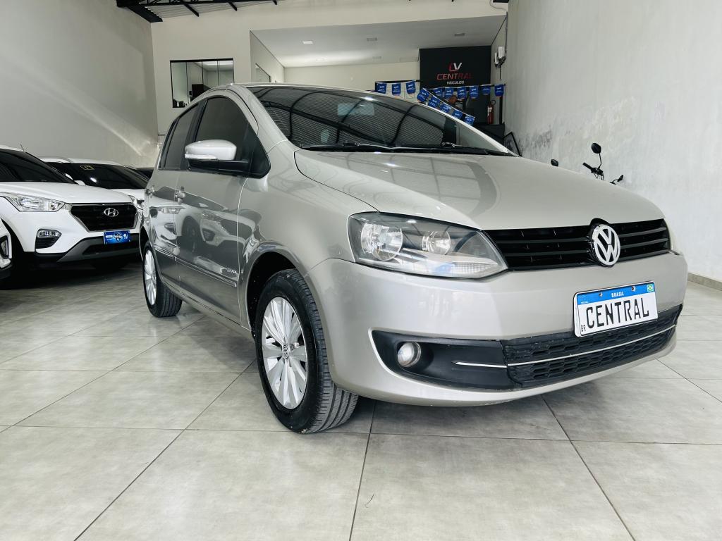 VOLKSWAGEN Fox - Foto