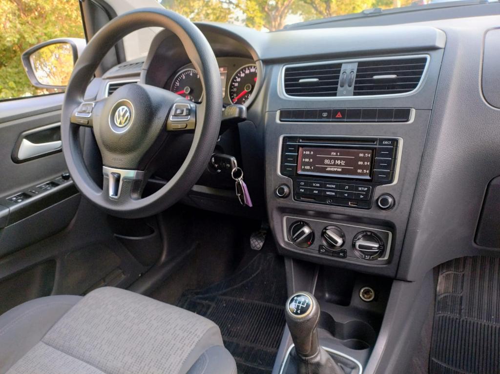 VOLKSWAGEN Fox - Foto