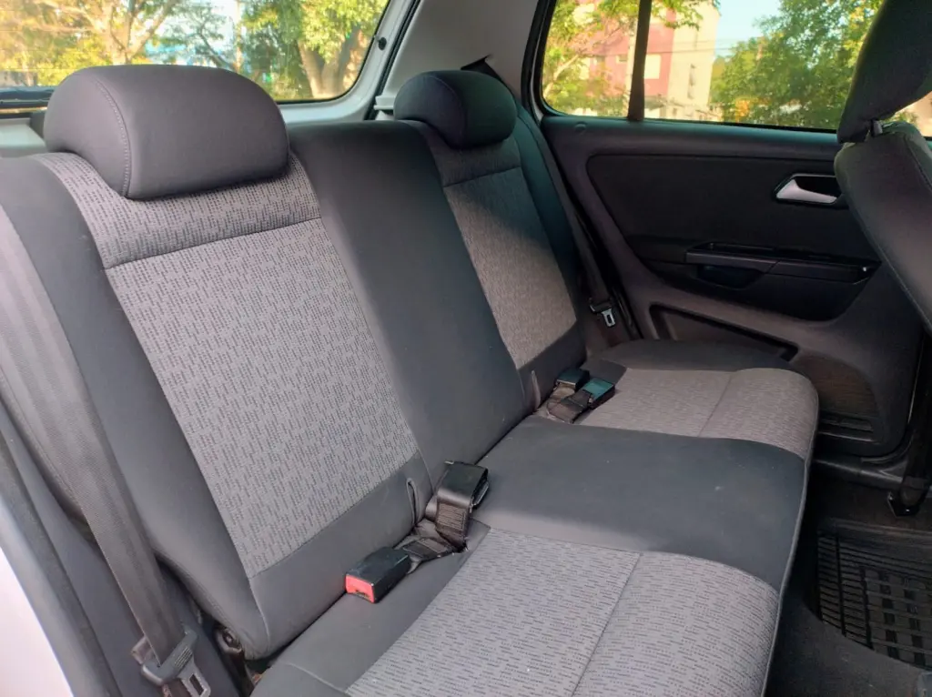 VOLKSWAGEN Fox - Foto