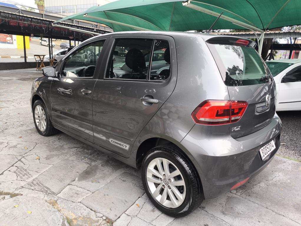 VOLKSWAGEN Fox - Foto