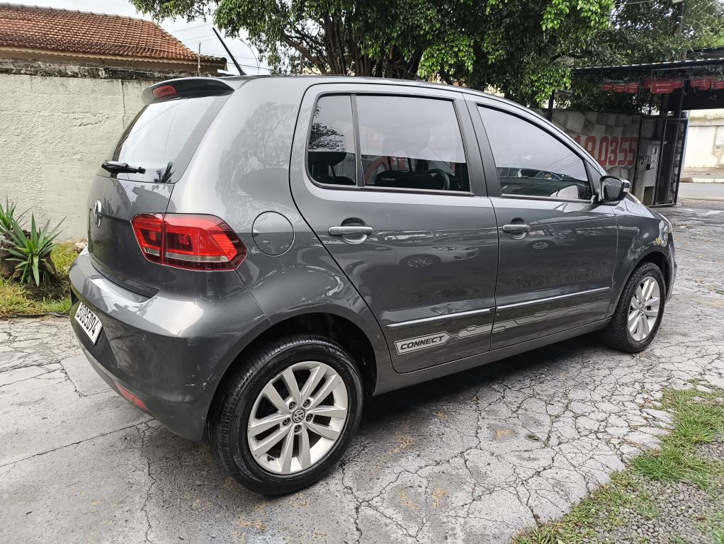 VOLKSWAGEN Fox - Foto