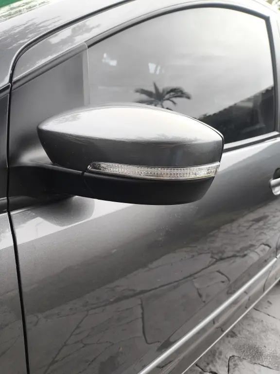 VOLKSWAGEN Fox - Foto