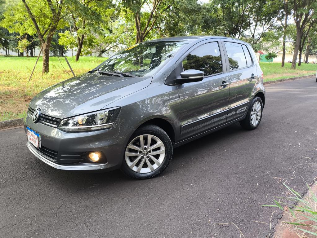 VOLKSWAGEN Fox - Foto