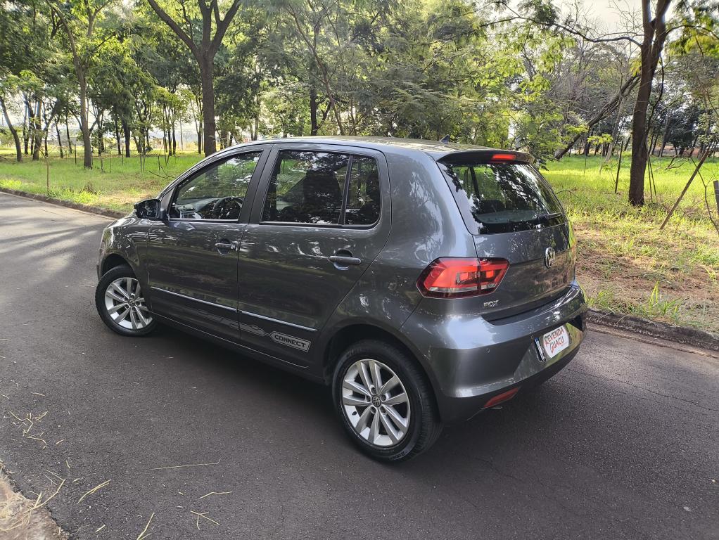 VOLKSWAGEN Fox - Foto