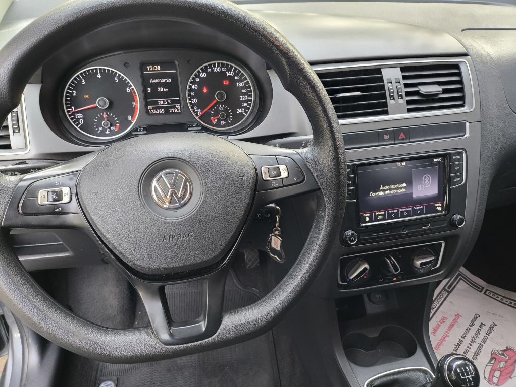 VOLKSWAGEN Fox - Foto