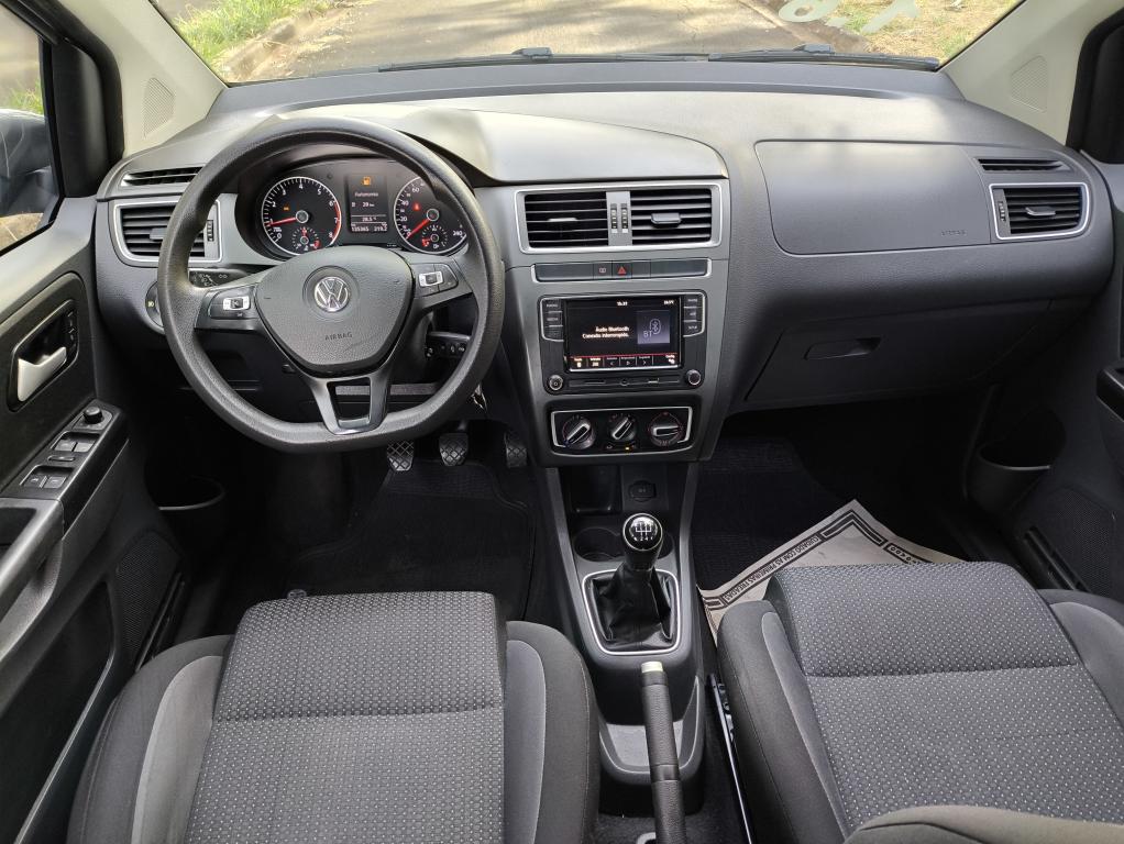 VOLKSWAGEN Fox - Foto