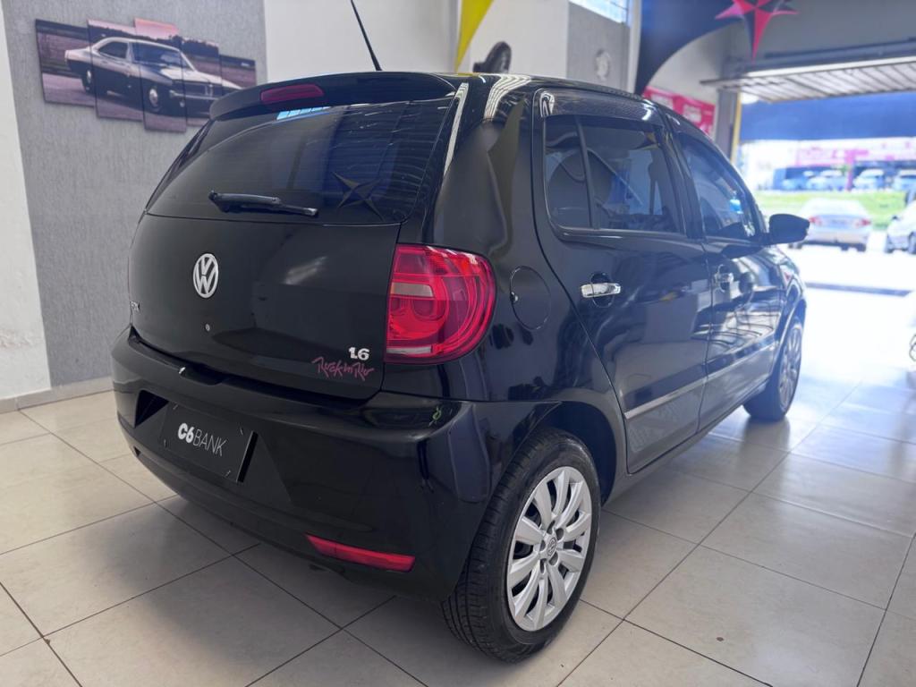 VOLKSWAGEN Fox - Foto