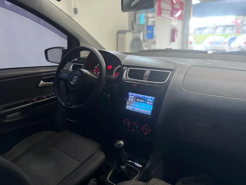 VOLKSWAGEN Fox - Foto