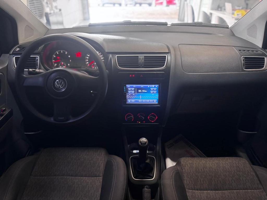 VOLKSWAGEN Fox - Foto