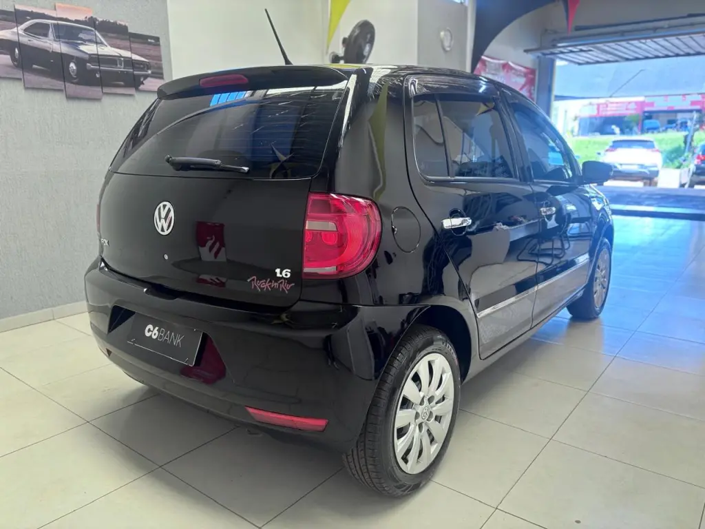 VOLKSWAGEN Fox - Foto
