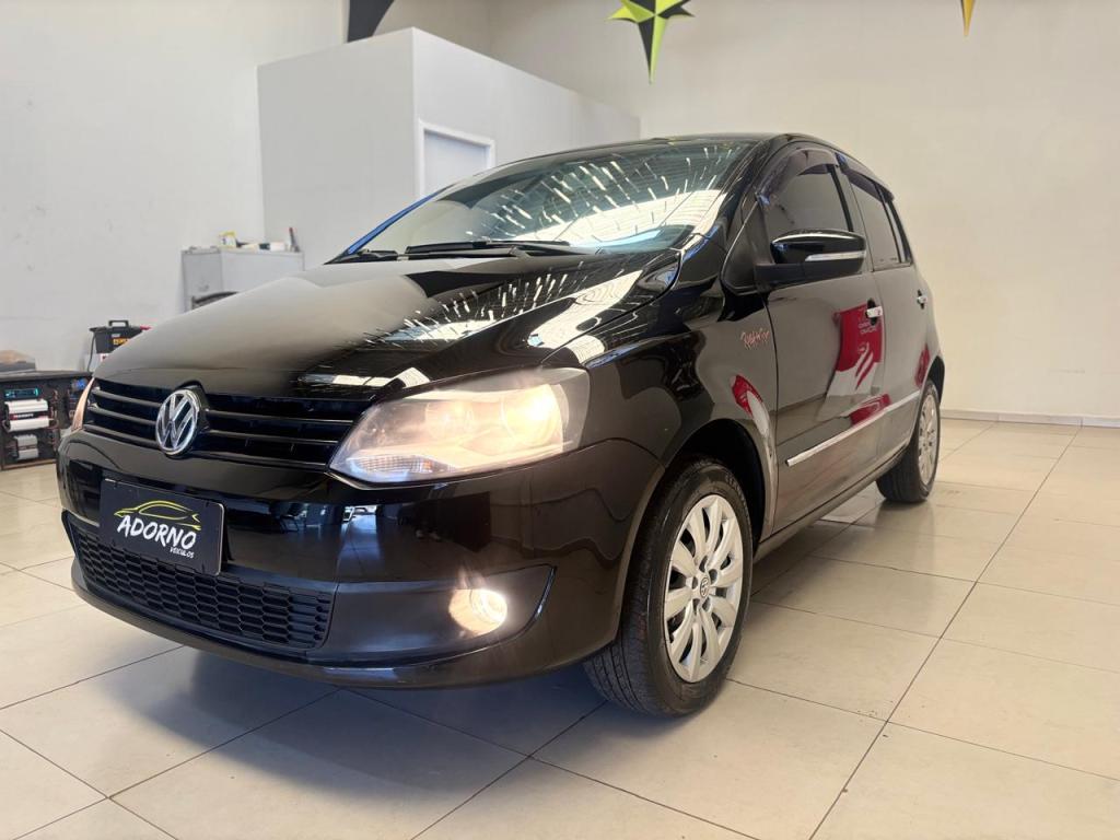 VOLKSWAGEN Fox - Foto