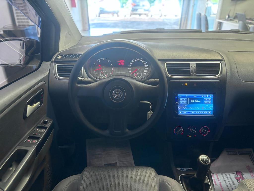 VOLKSWAGEN Fox - Foto