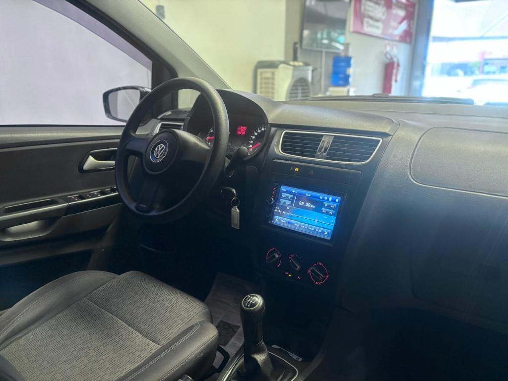 VOLKSWAGEN Fox - Foto