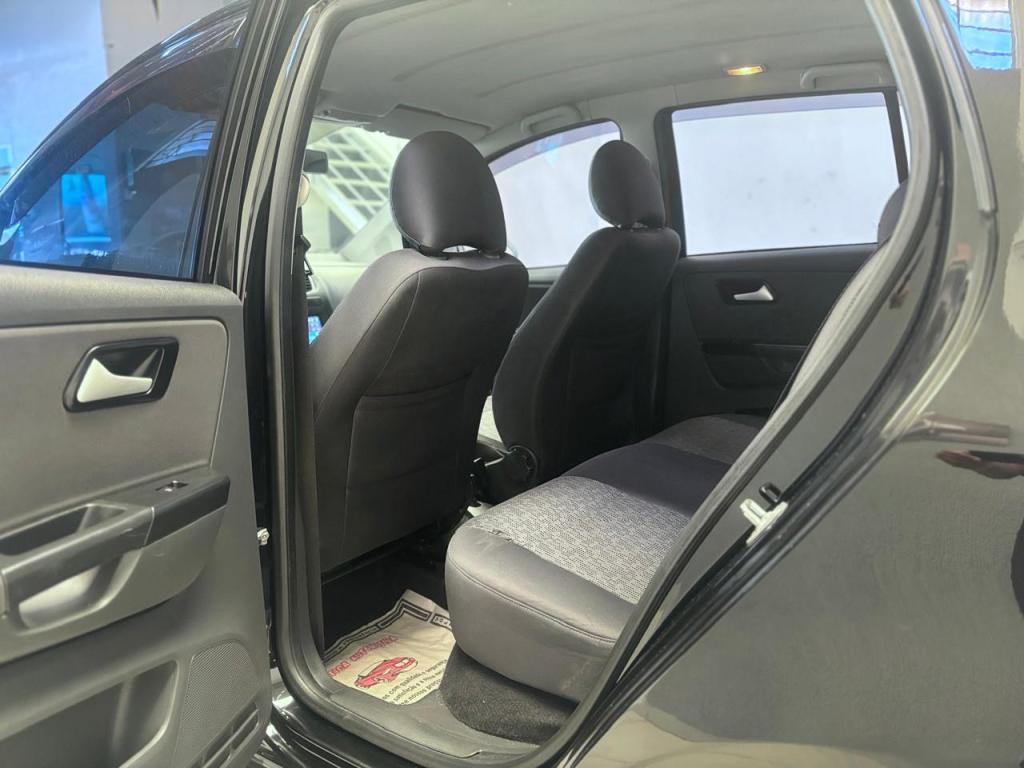 VOLKSWAGEN Fox - Foto
